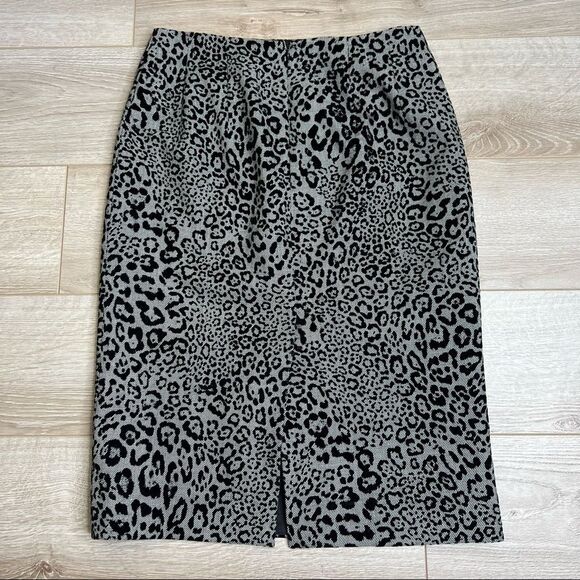 Carlisle Leopard Print Wool Pencil Skirt Size 0 - Picture 8 of 11